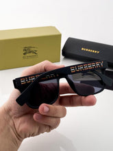 Burberry Sunglass